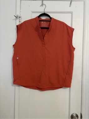 FIGS Rafaela Scrub Top Size Medium